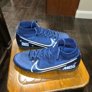 nike semi studs